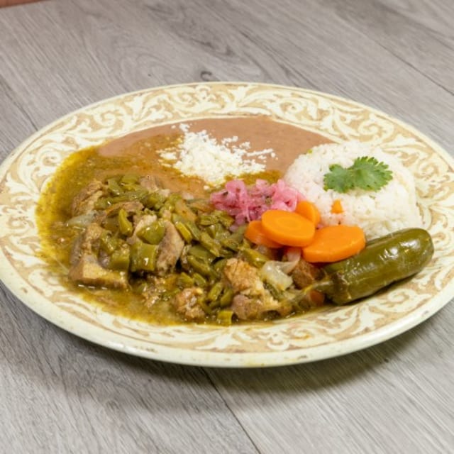 COSTILLAS DE PUERCO EN SALSA VERDE.