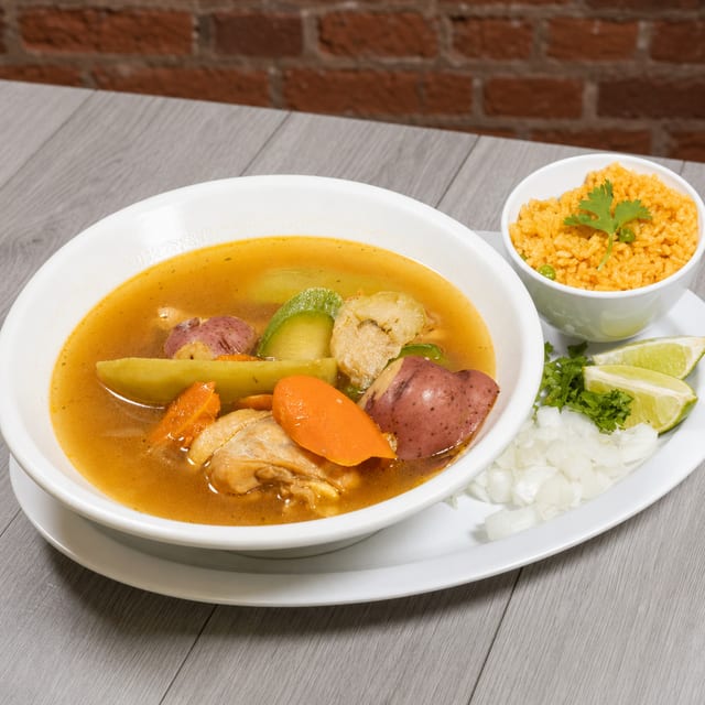 Caldo Pollo.